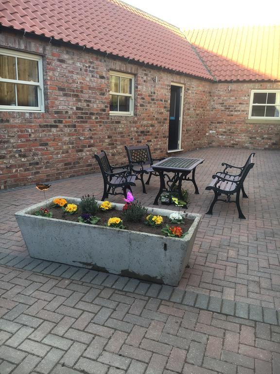 Bed and Breakfast Newsham Grange Farm Thirsk Exterior foto